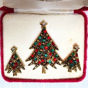 HollyCraft Christmas Tree Pin & Earrings Set Gold Tone w Red & Green Rhinestones
